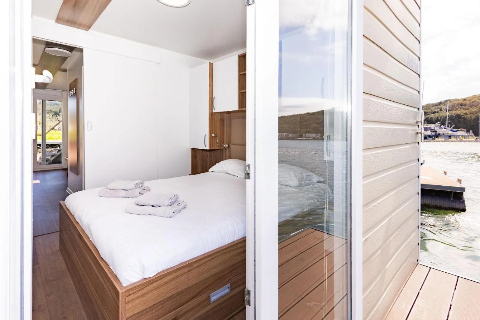 Hausboot Astrid - Floating House Lägenhet Pula Kroatien