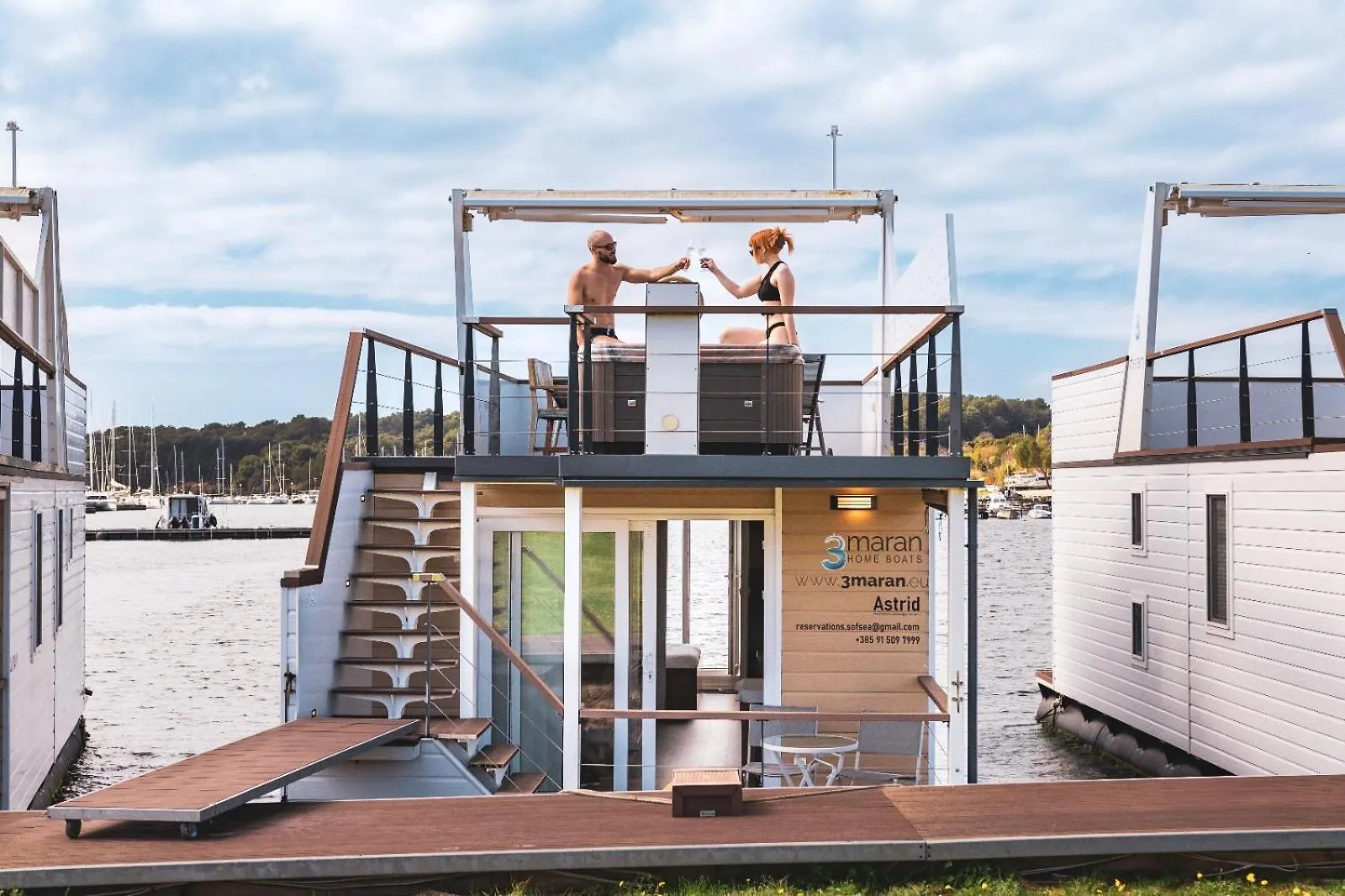 Hausboot Astrid - Floating House location
